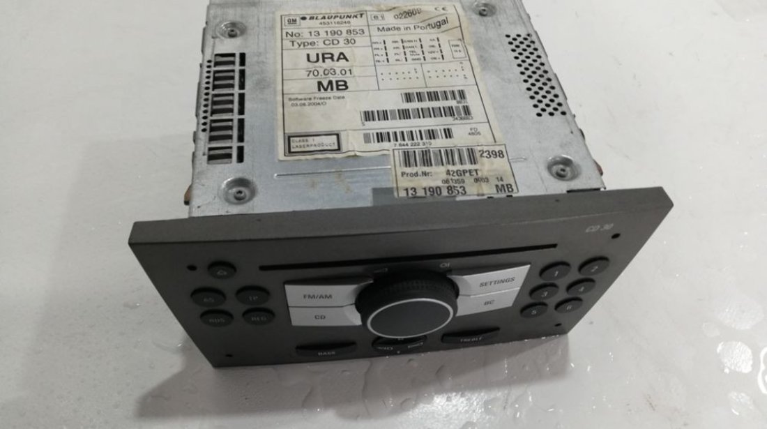 Radio CD Opel Vectra C An 2003 2004 2005 2006 2007 2008 cod 13190853