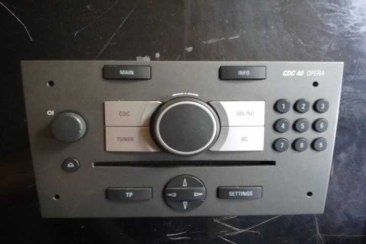 Radio cd Opel Vectra C [facelift] [2005 - 2009] Liftback 5-usi 1.9 CDTi MT (120 hp) Cod culoare Z20R