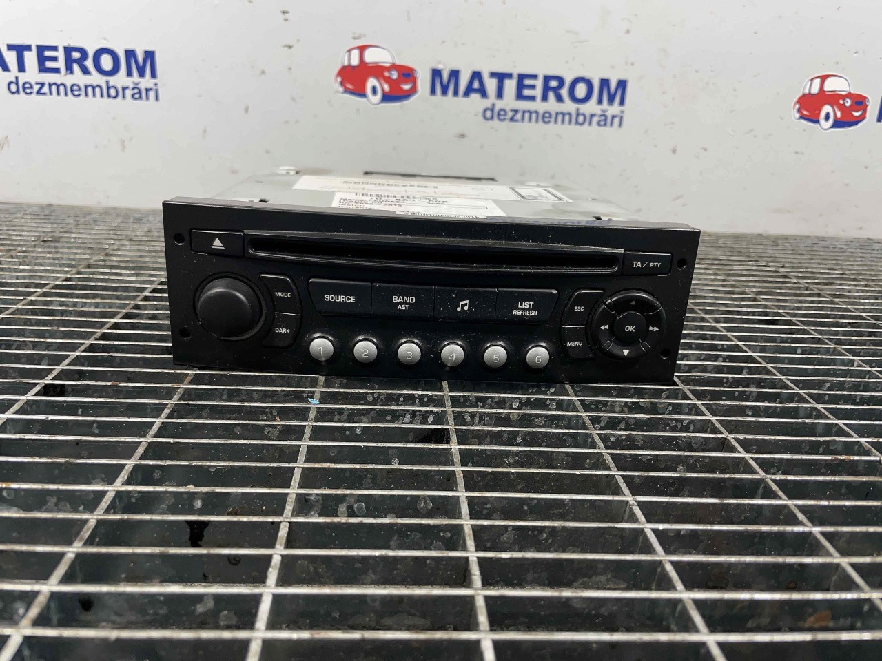 RADIO CD PEUGEOT 3008 - - (2008 2013)