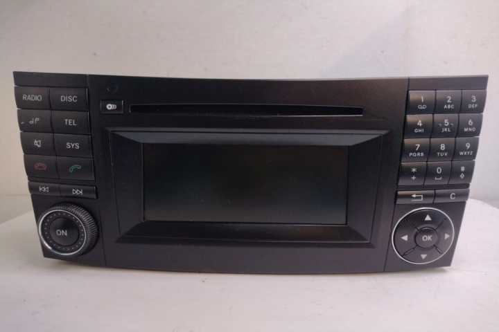 Radio CD player 2118705794 Mercedes-Benz E-Class W211 [2002 - 2006]