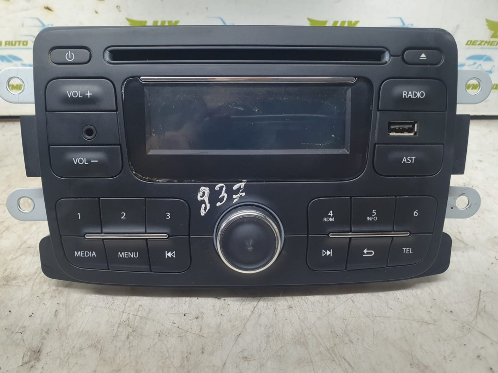 Radio cd player 281156534r Dacia Logan 2 [facelift] [2017 - 2020] MCV wagon 5-usi 0.9 tce H4B410