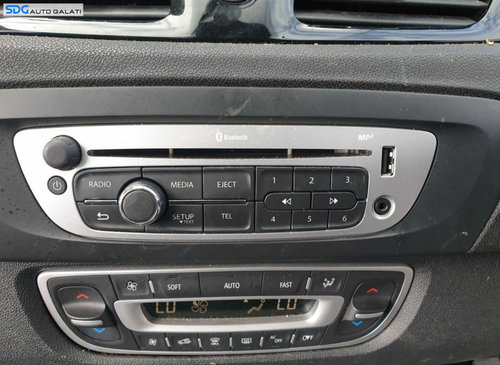 Radio CD Player Bluetooth USB MP3 Renault Megane 3 2008 - 2015 [C8705]