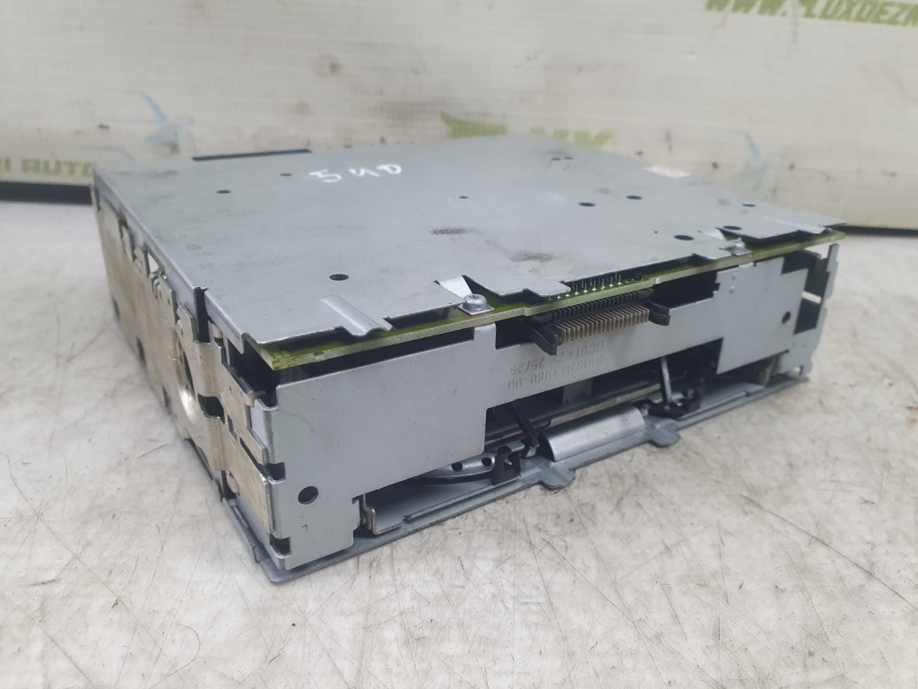 Radio cd player Citroen C5 [facelift] [2004 - 2008] 1.6 hdi 9HZ