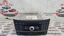 Radio CD-Player (incalzire scaune) Mercedes-Benz E...