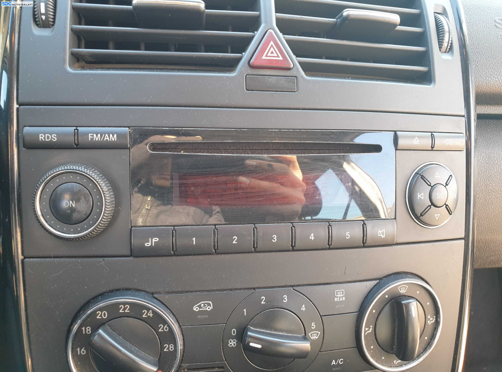 Radio CD Player Mercedes Clasa B Class W245 NFL Non Facelift 2005 - 2008 [K2008]