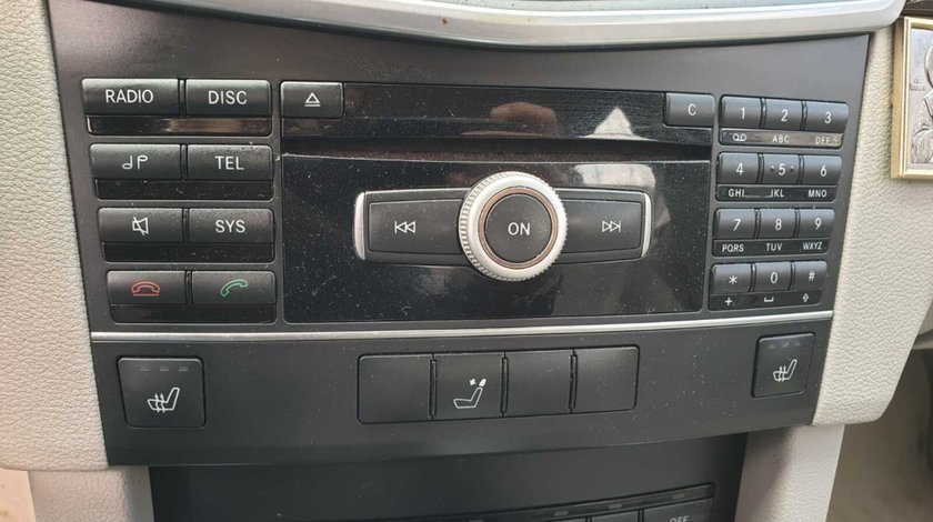 Radio CD Player Mercedes Clasa E Class W212 2009 - 2016 [C3266]