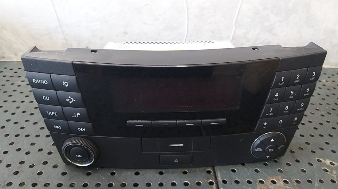 Radio cd player mercedes e class w211 a2118200879