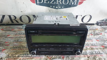 Radio CD-Player MP3 VW Caddy III cod piesa : 1K003...