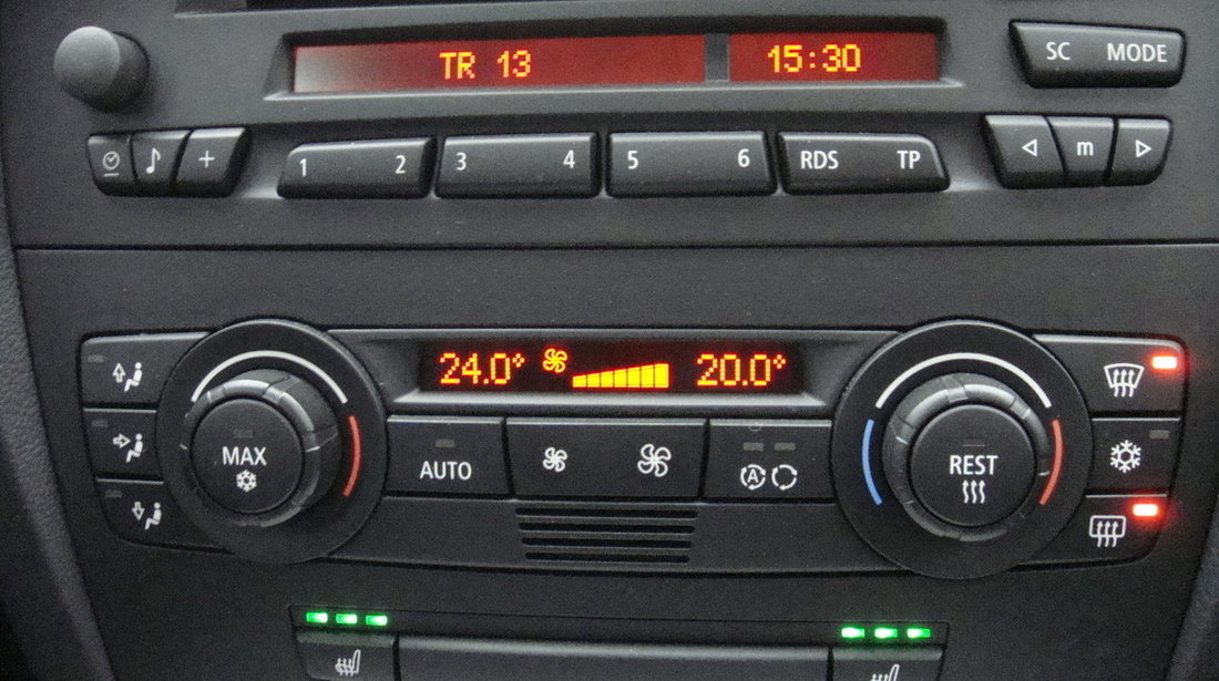Radio Cd Player OEM BMW Bussines Seria 3 E90 Seria 1 E87