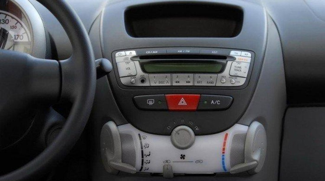 Radio cd player original peugeot107 citroen c1 toyota aygo