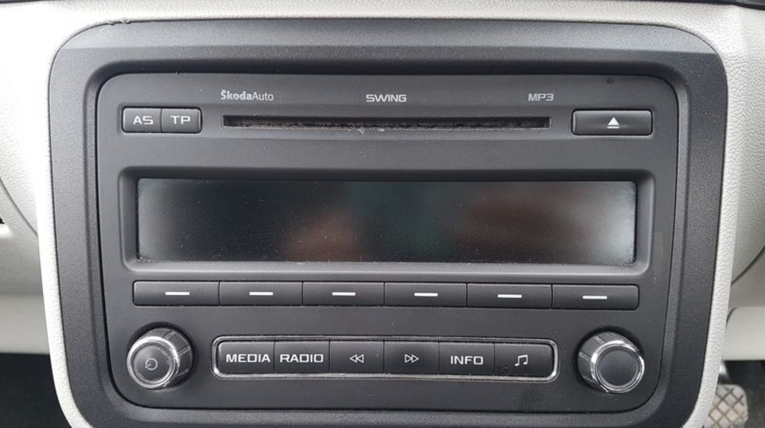 Radio CD Player Radio Swing MP3 Skoda Superb 2 2008 - 2013