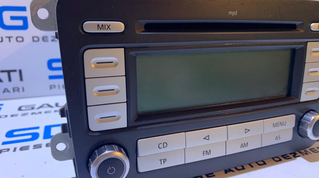 Radio CD Player RCD 300 cu MP3 VW EOS 2006 - 2012 Cod: 1K0035186AD