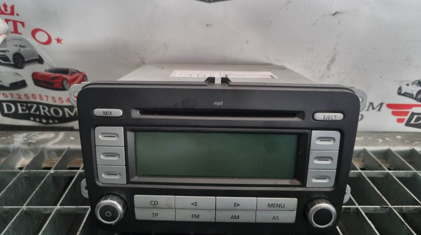 Radio CD-Player / RCD300 original VW Golf V cod piesa : 1K0035186AD