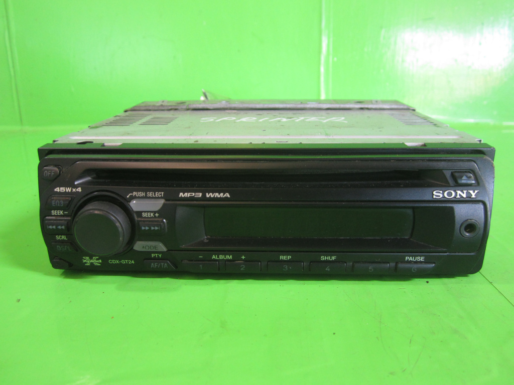 RADIO / CD PLAYER SONY MERCEDES-BENZ SPRINTER 311 W903 FAB. 1999 - 2007 ⭐⭐⭐⭐⭐