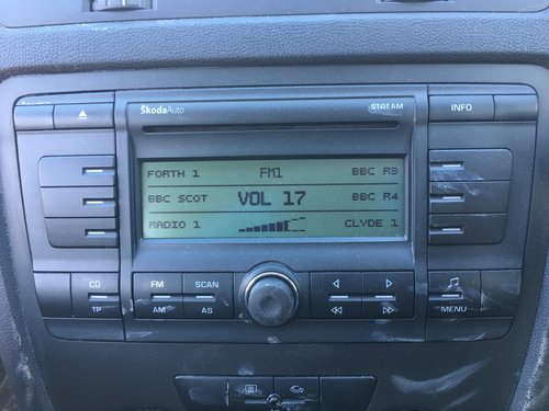 Radio CD - Player Stream Skoda Octavia 2 2003 - 2013 cu Cod Deblocare