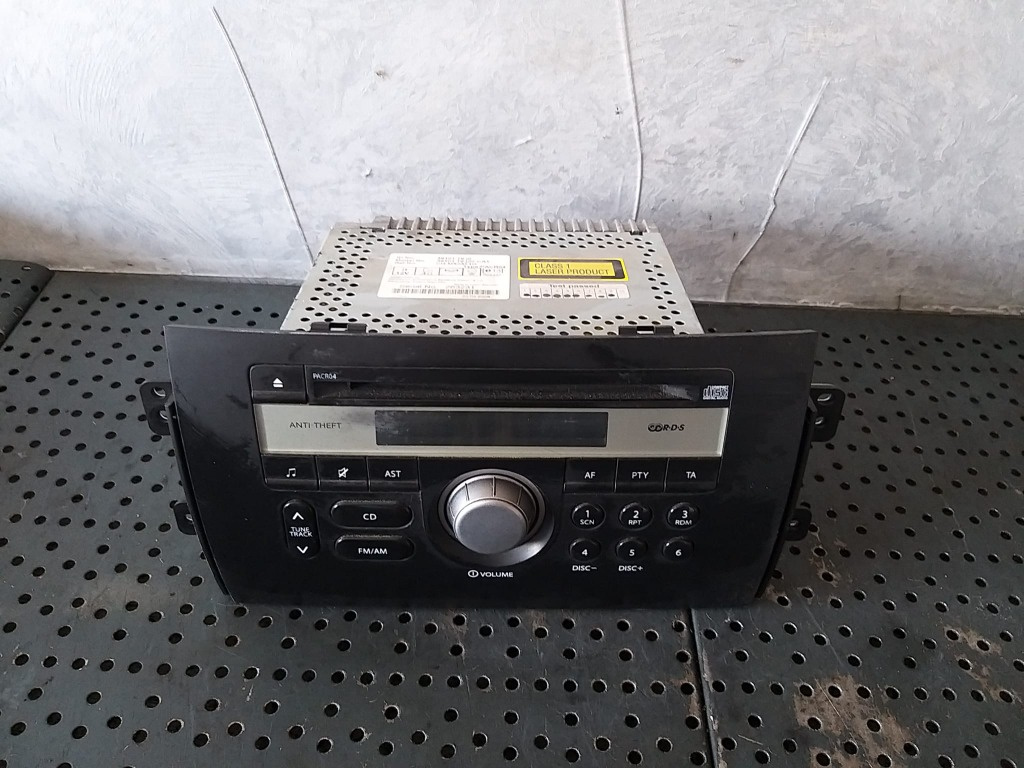 Radio cd player suzuki sx4 ey gy 3910179j0 3910179j00cat