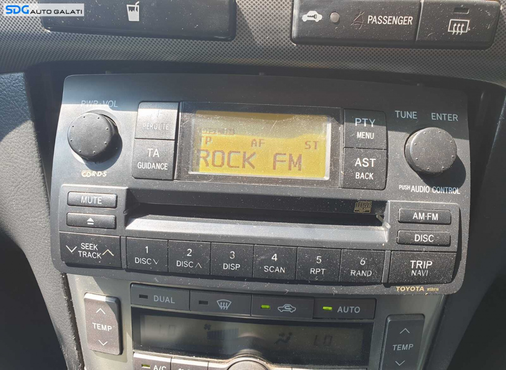 Radio CD Player Toyota Avensis T25 2003 - 2009 [C8992]