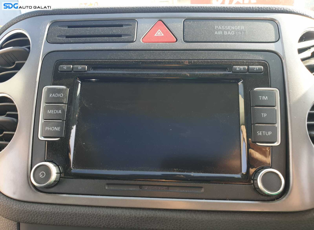 Radio CD Player Volkswagen Caddy 2004 - 2011 Cod rcpsdgbvt1