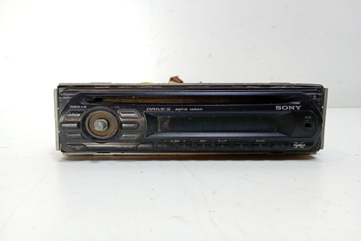 Radio CD Player
