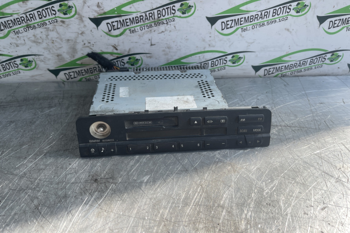 Radio cd radiocasetofon magazie CD BMW Seria 3 E46 [1997 - 2003] Sedan 4-usi 320d MT (136 hp)