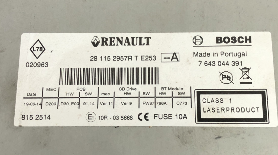 Radio CD Renault Trafic Vivaro Primastar sedan 2011 (281152957R)