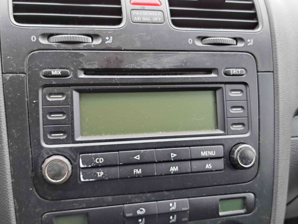 Radio CD Volkswagen Golf 5 (1K1) [Fabr 2004-2008] OEM
