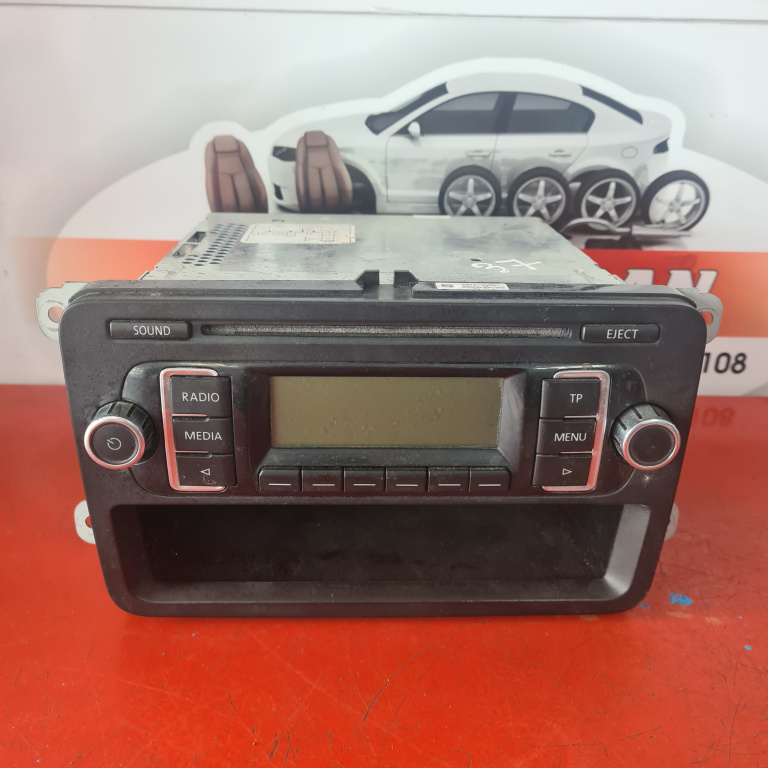 Radio CD Volkswagen Golf 5 (2004-2009) 2.0 Motorina 2009, 5M0035156C