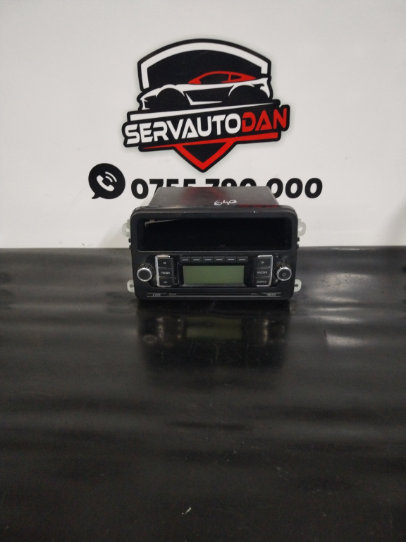 Radio CD Volkswagen Golf 6 (2008-2013) 1.6 Motorina 2012, 1K0035156A