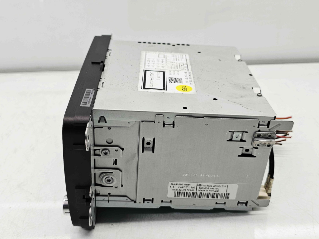 Radio CD Volkswagen Jetta 4 (162,163) [Fabr 2010-2016] 1K0035186AA