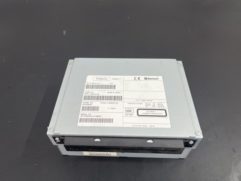 Radio CD Volvo V60 sedan 2014 (31326220AA)