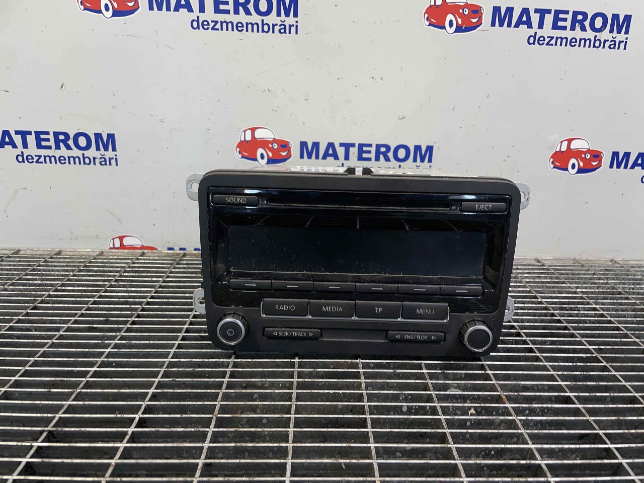 RADIO CD VW PASSAT - - (2010 2014)