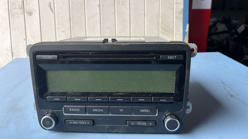 Radio CD Vw Passat B6 1.6 TDI , transmisie manuala , cod motor CAYC , an 2010 cod 1K0035186AA