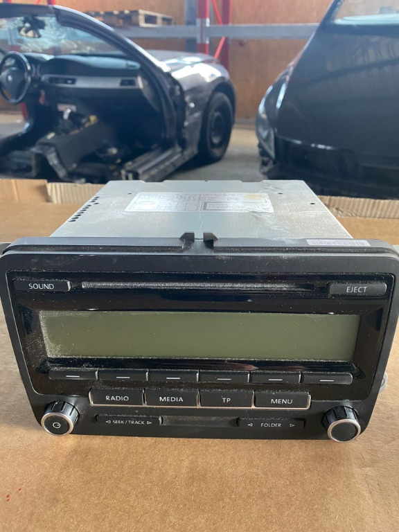 Radio CD Vw Passat B6 Golf 6 Touran cod piesa 1K0035186AA