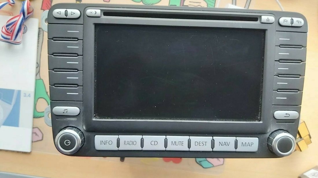 Radio cu navigatie original VW, CD / DVD player, 1K0 035 198 C (RNS2 MFD2)