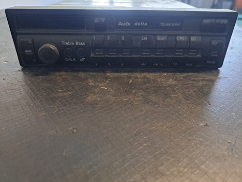 Radio delta cc Audi A8 - COD 4D0035192F / Blaupunkt 7644895380