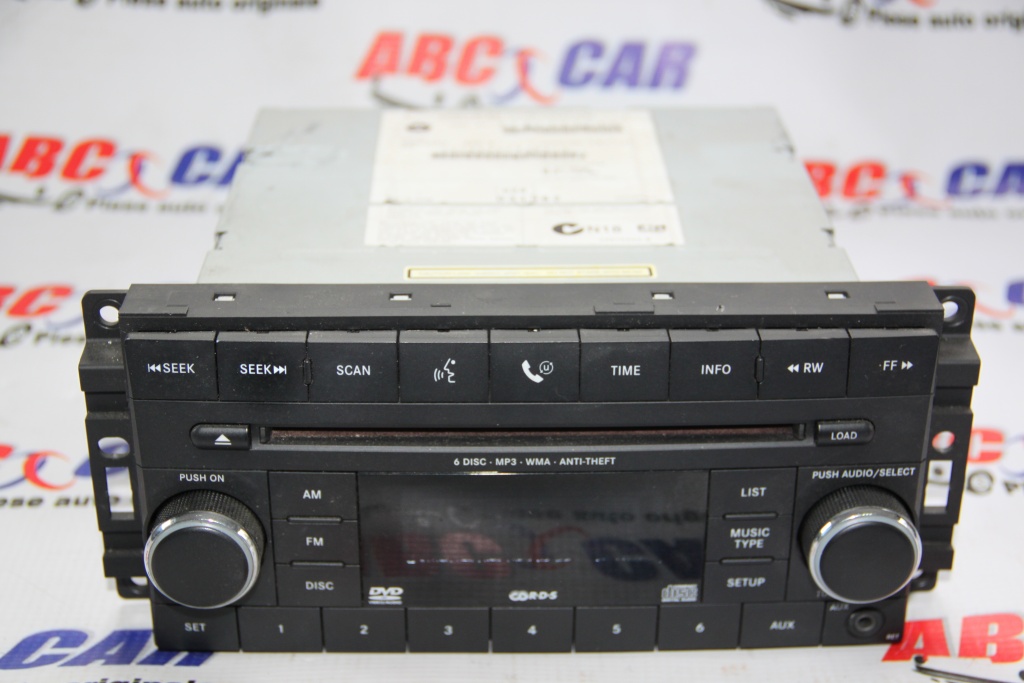 Radio Jeep Grand Cherokee cod: 05064943AD model 2009