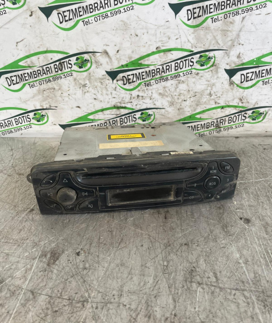 Radiocasetofon A 203 820 22 86 Mercedes-Benz C-Class W203/S203/CL203 [2000 - 2004] Coupe 3-usi