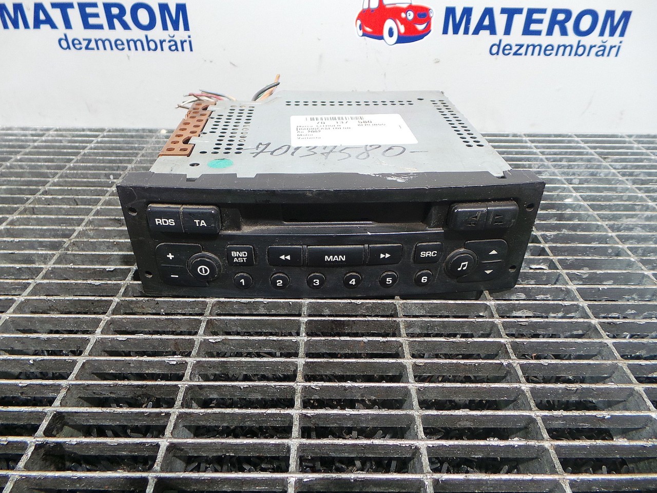 RADIOCASETOFON CITROEN BERLINGO - - (2002 2008)