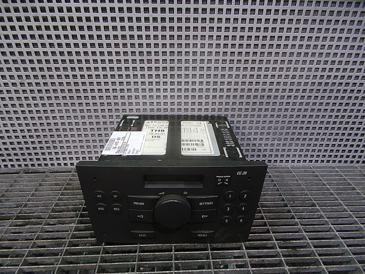 RADIOCASETOFON OPEL COMBO - - (2002 2012)