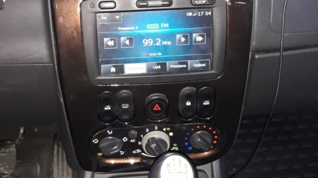 RAMA ADAPTOARE DEDICATA DACIA LOGAN / DUSTER / SANDERO PENTRU NAVIGATIE DE FABRICA OEM SAU ANDROID