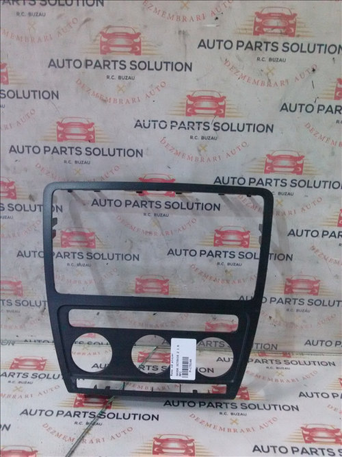 Rama CD Player SKODA OCTAVIA 2 1.6 MPI