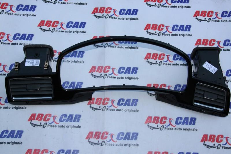 Rama ceas bord Volkswagen Touareg 2 2010-2015 7P1857189B