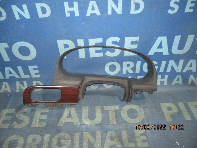 Rama ceasuri bord Chrysler 300M 2001