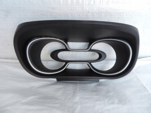 Rama ceasuri bord Opel Vivaro B 2014-2019 681017678R
