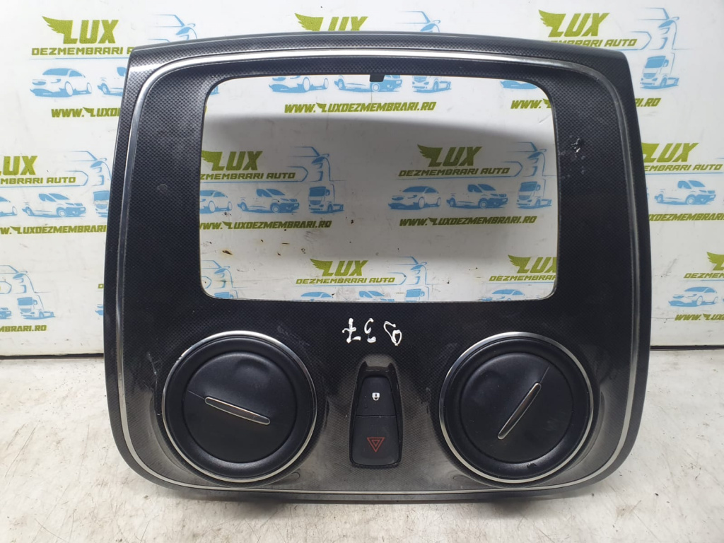 Rama centrala bord 682602432r Dacia Logan 2 [facelift] [2017 - 2020] MCV wagon 5-usi 0.9 tce H4B410