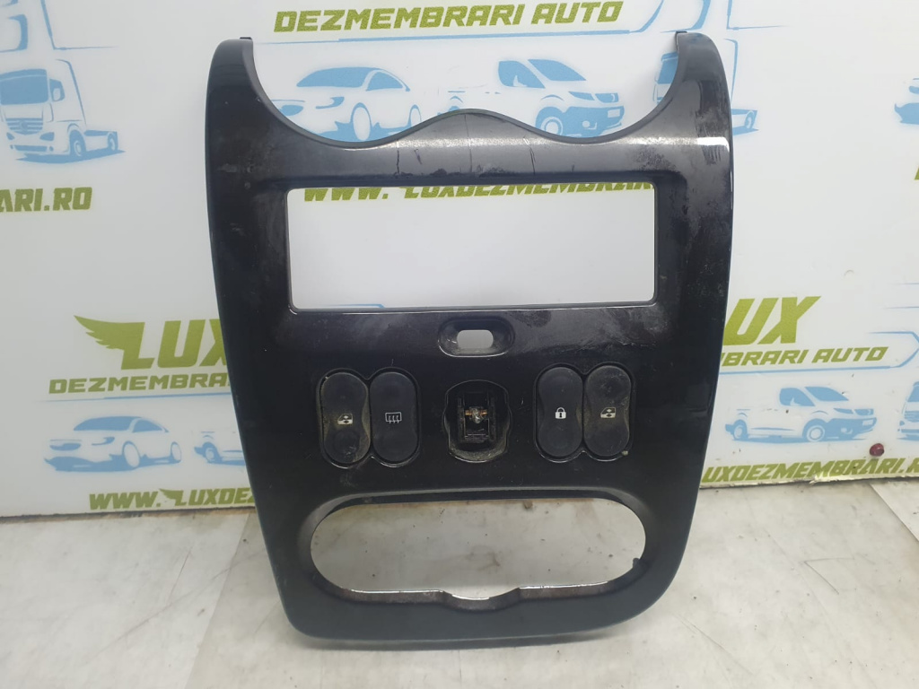 Rama centrala bord 8200739438 Dacia Logan [facelift] [2007 - 2012]
