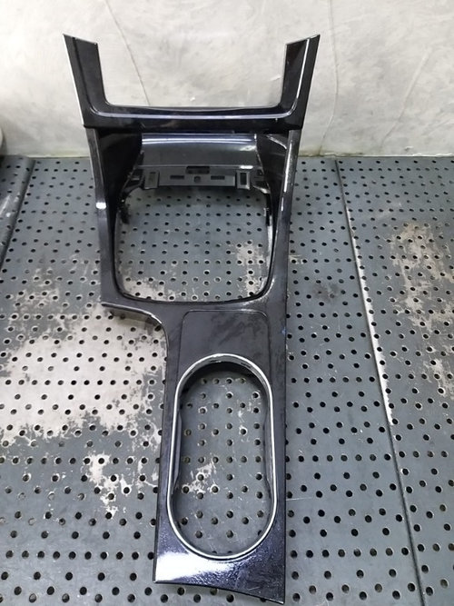 Rama consola centrala ford mondeo 4 ba7 1156821a a045h20