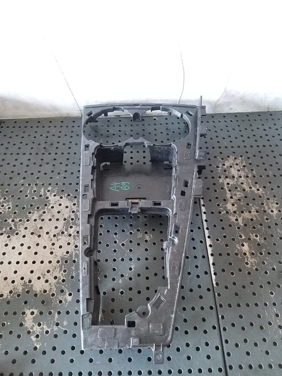 Rama consola centrala suport pahare audi a4 b9 8w 8w1864261c