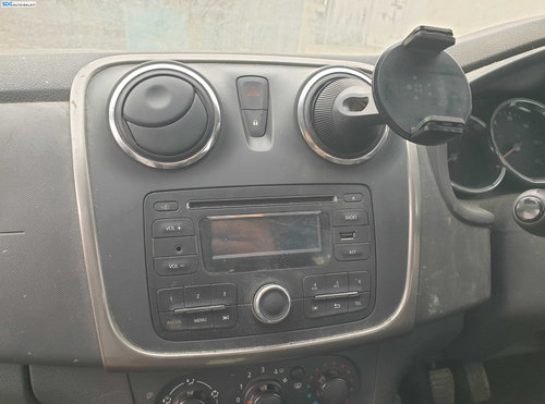Rama Grila Ornament de la Radio CD Player Consola Centrala Dacia Sandero 2 2012 - 2016 [K4336]