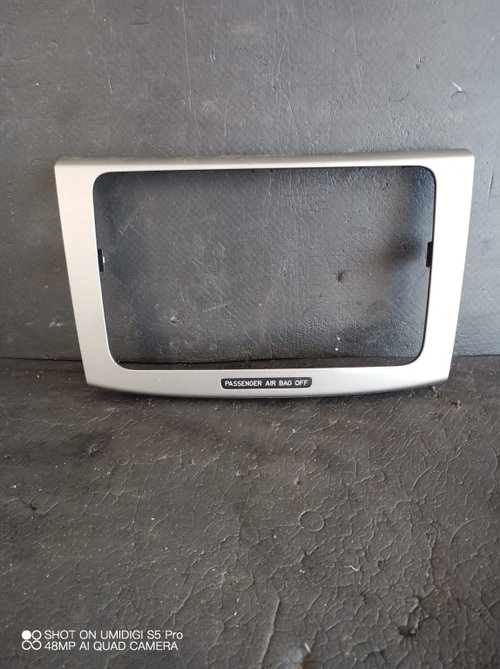 Rama ornament bord , VW Passat B6 2005 - 2009 COD - 3C0858069M / 3C0919234